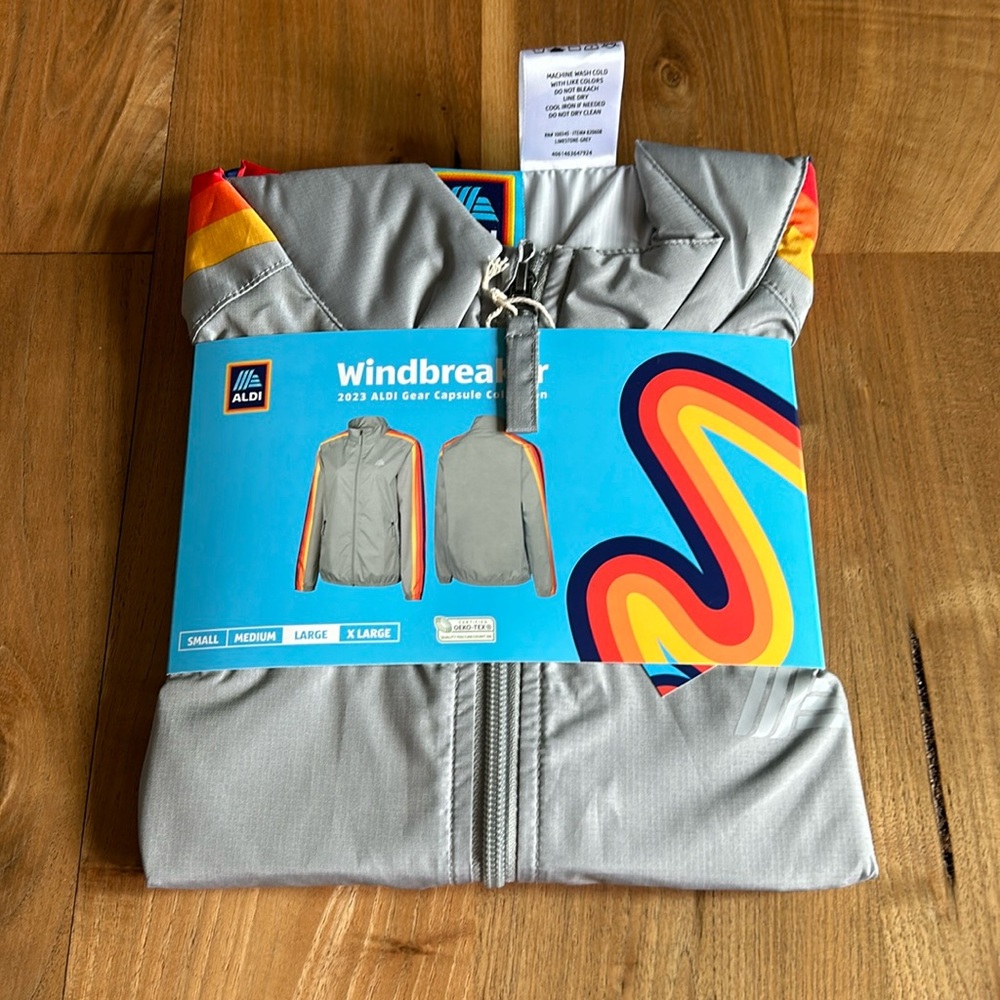 Aldi windbreaker 2023